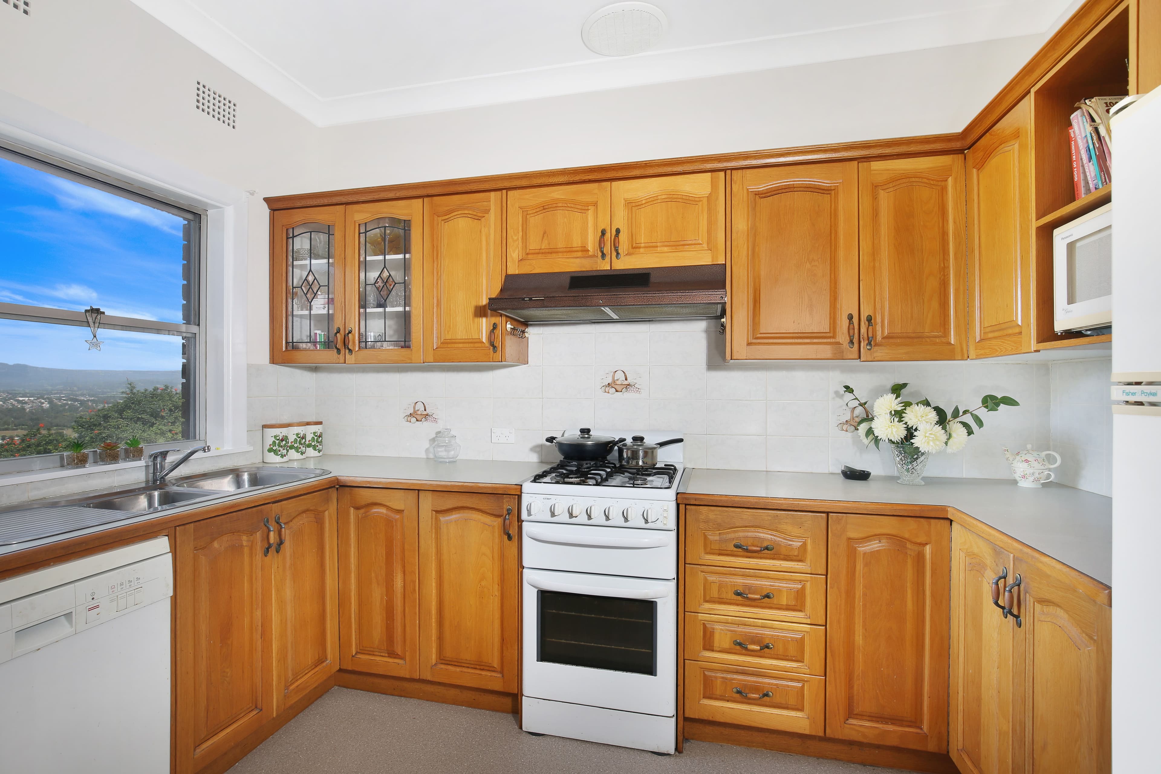157 Farmborough Road, Farmborough Heights - Thumbnail 5