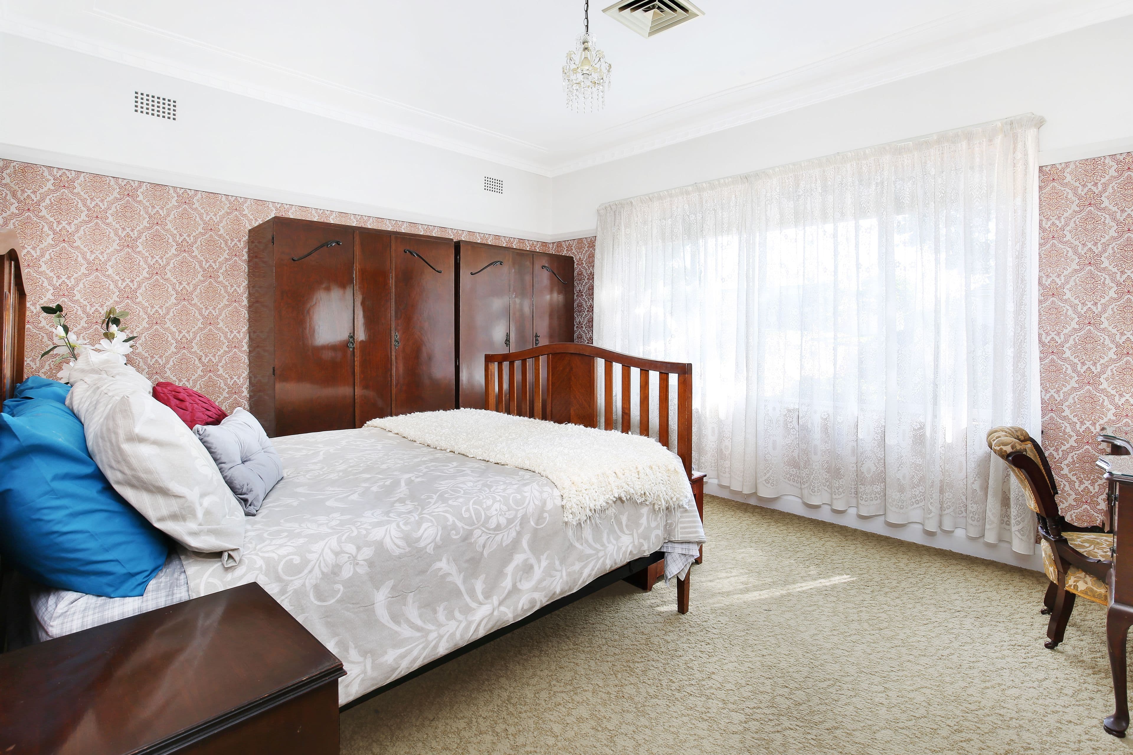 157 Farmborough Road, Farmborough Heights - Thumbnail 8