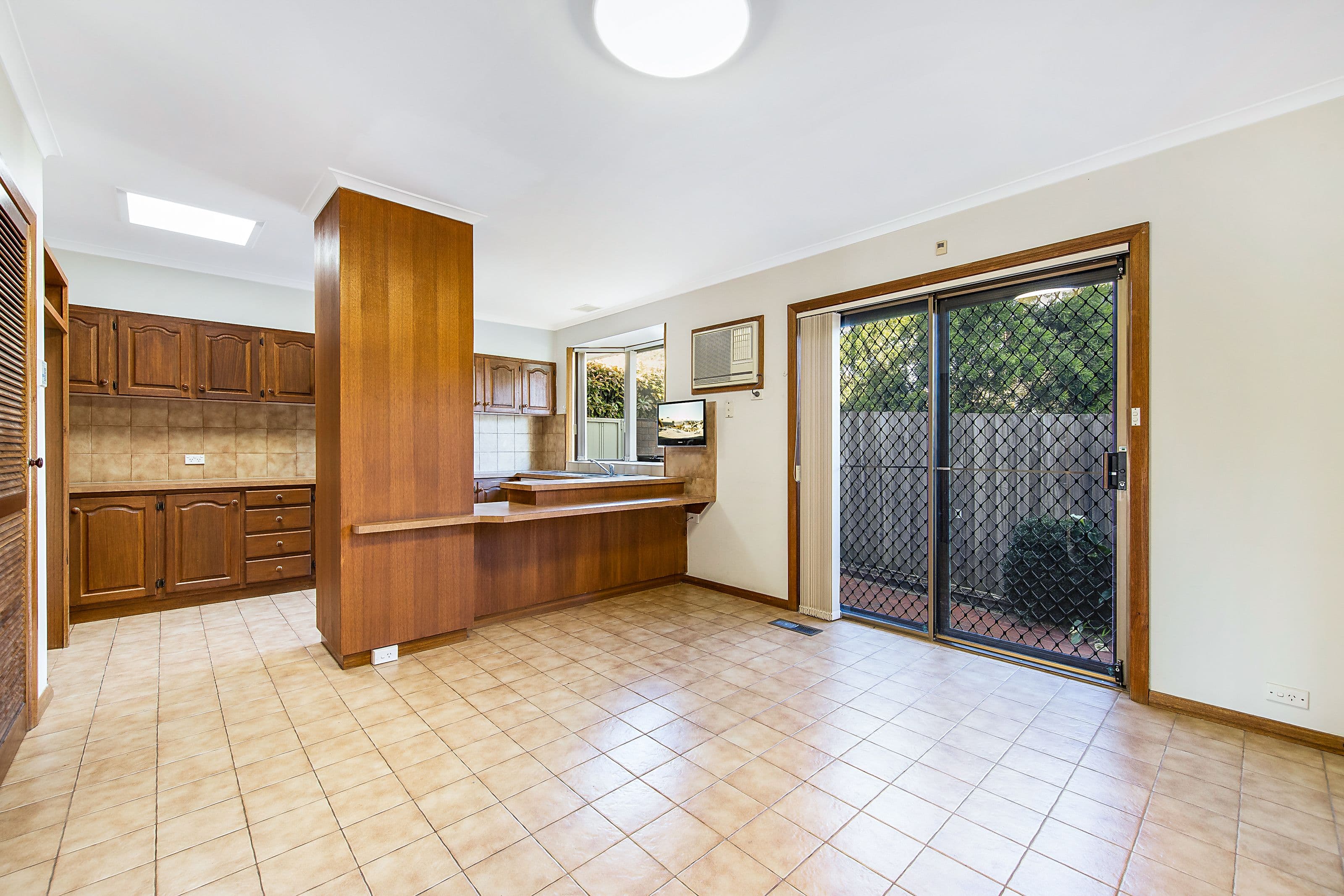 13 Rembrandt Drive, Wheelers Hill VIC 3150, Wheelers Hill - Thumbnail 2