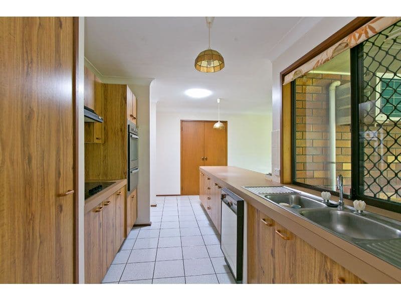 1 Vicki Place, Victoria Point QLD 4165, Victoria Point - Thumbnail 2