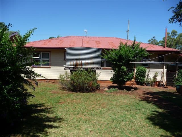 309 Tor Street, WILSONTON QLD 4350, Wilsonton - Thumbnail 4
