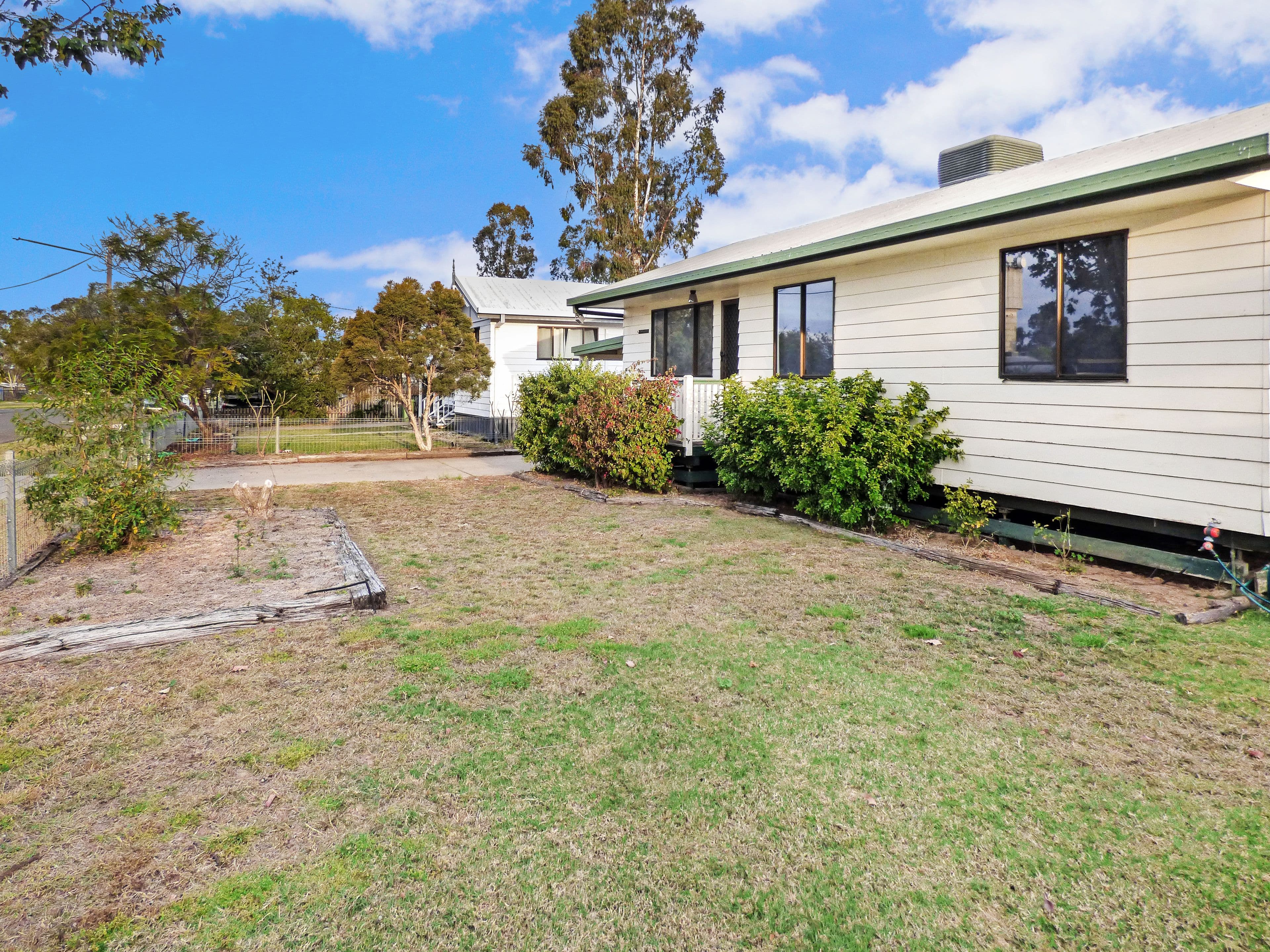 12 Beitz Street, Roma QLD 4455, Roma - Thumbnail 8