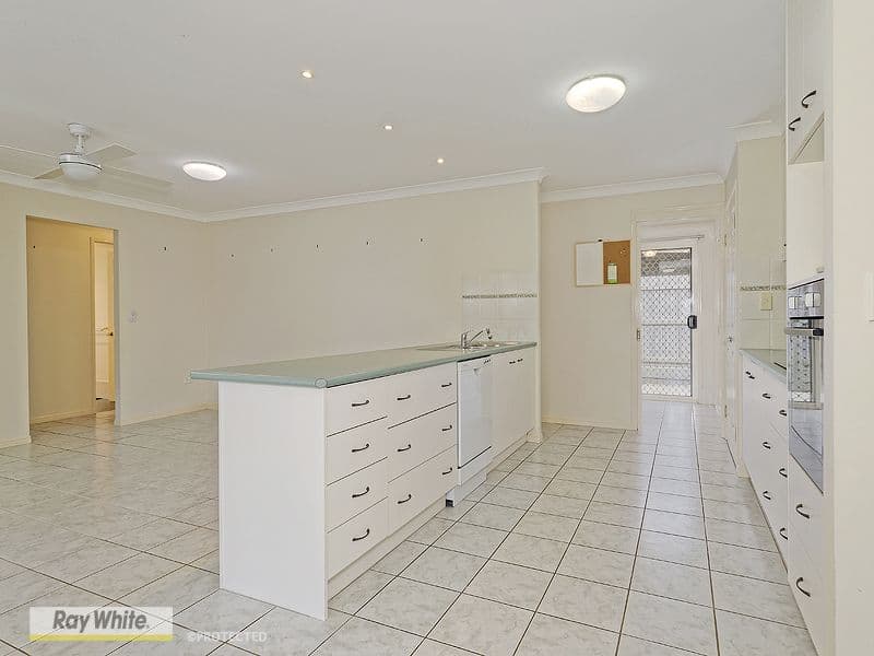 17 Cairns Crescent, Deception Bay QLD 4508, Deception Bay - Thumbnail 5