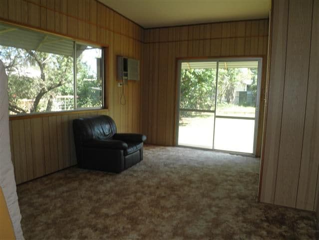 71 Raglan Street, ROMA QLD 4455, Roma - Thumbnail 4