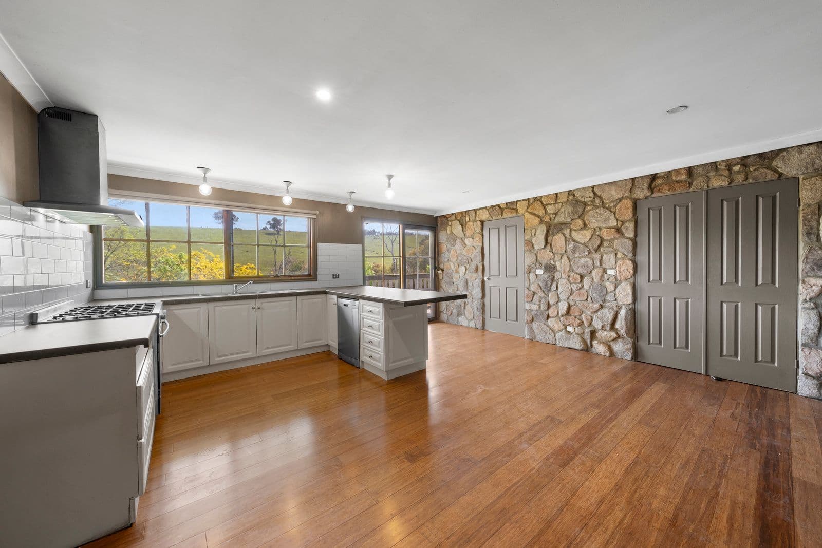 2083 Mt Buller Road, Merrijig VIC 3723, Merrijig - Thumbnail 8