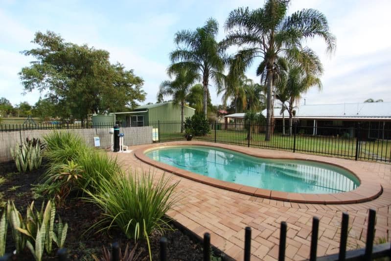 16 Roland Court, PEAK CROSSING QLD 4306, Peak Crossing - Thumbnail 2