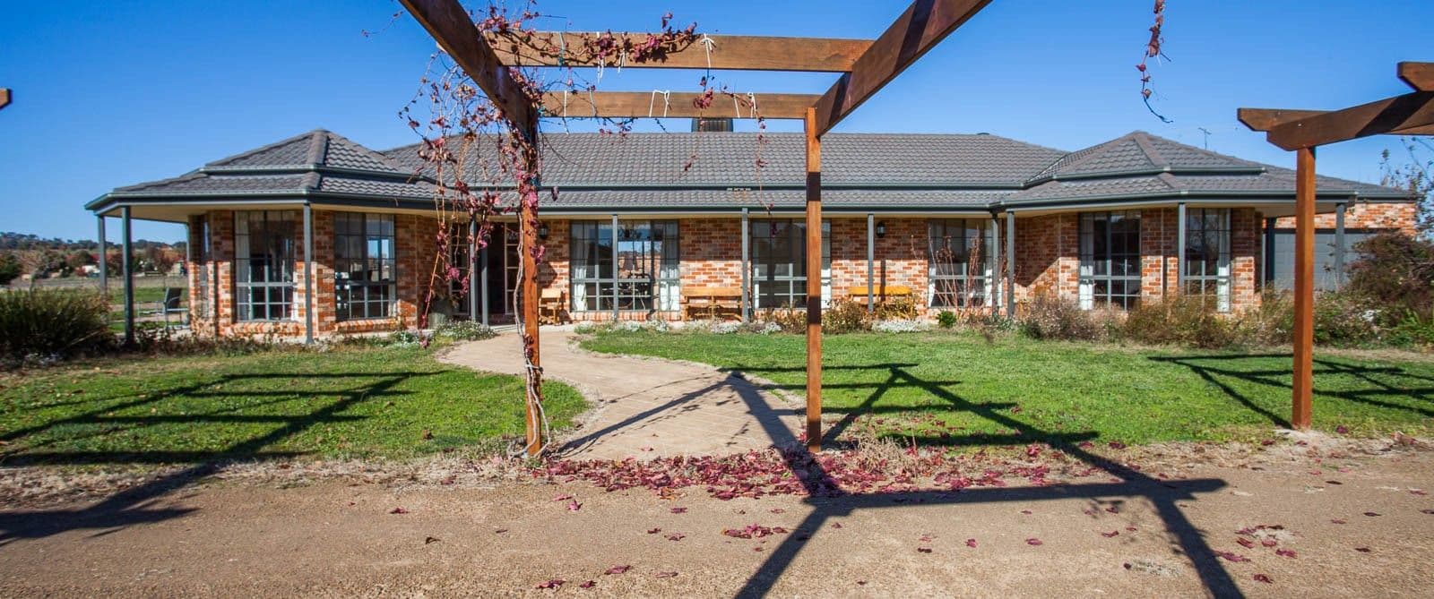 117 Farm Street, Boorowa - Image 1