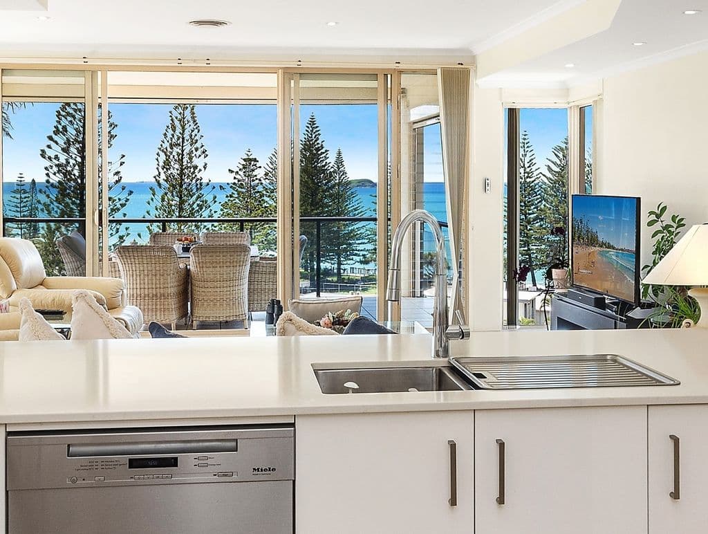 7/6 Solitary Islands Way, Sapphire Beach - Thumbnail 2