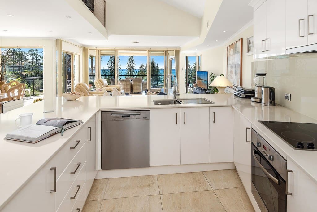7/6 Solitary Islands Way, Sapphire Beach - Thumbnail 8