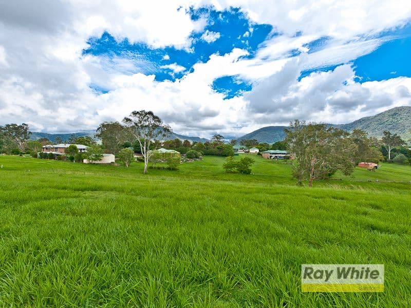 8 Angshelle Court, SAMFORD VALLEY QLD 4520, Samford Valley - Thumbnail 2