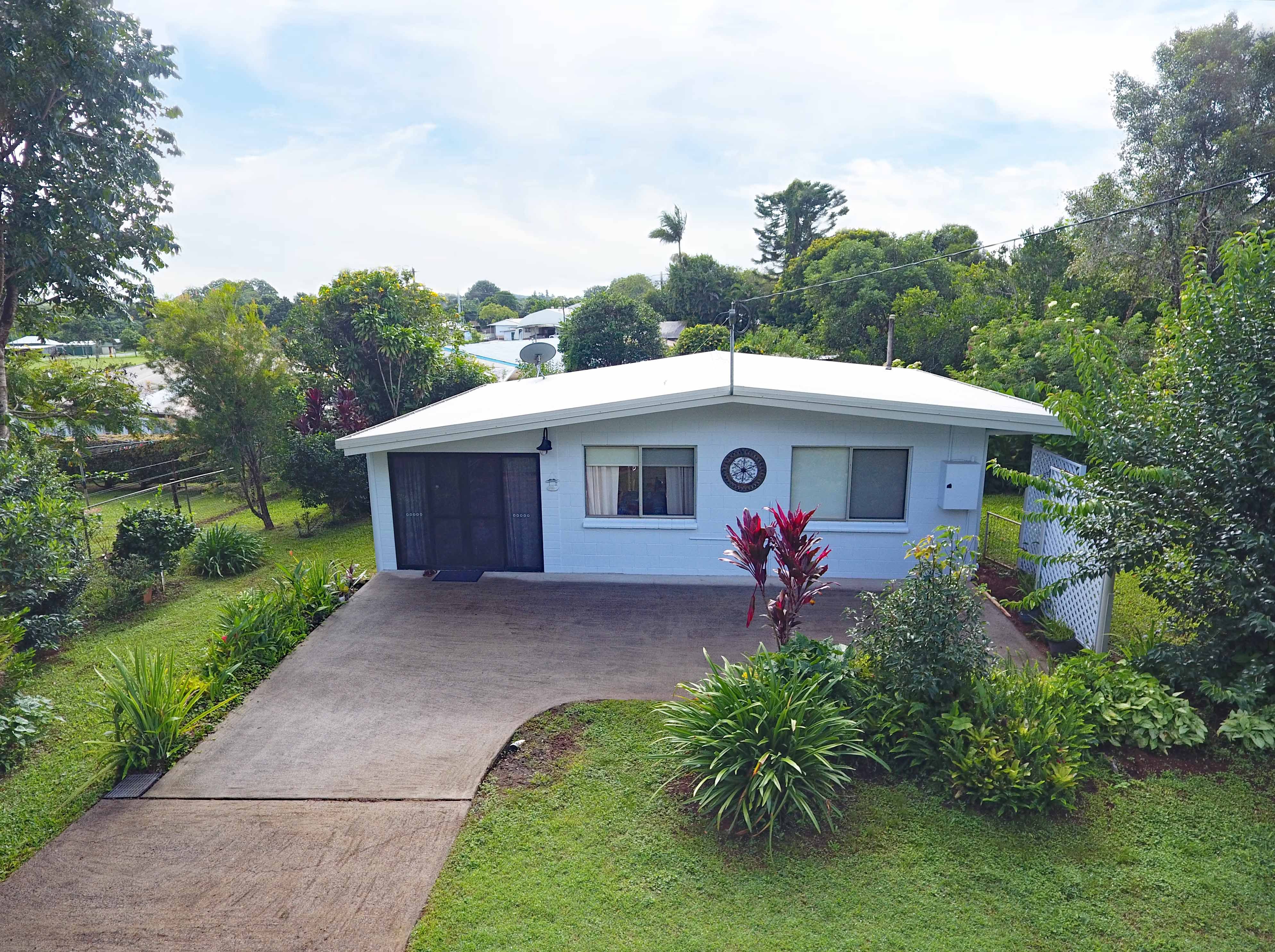 4 Pau Street, Malanda QLD 4885, Malanda - Image 1