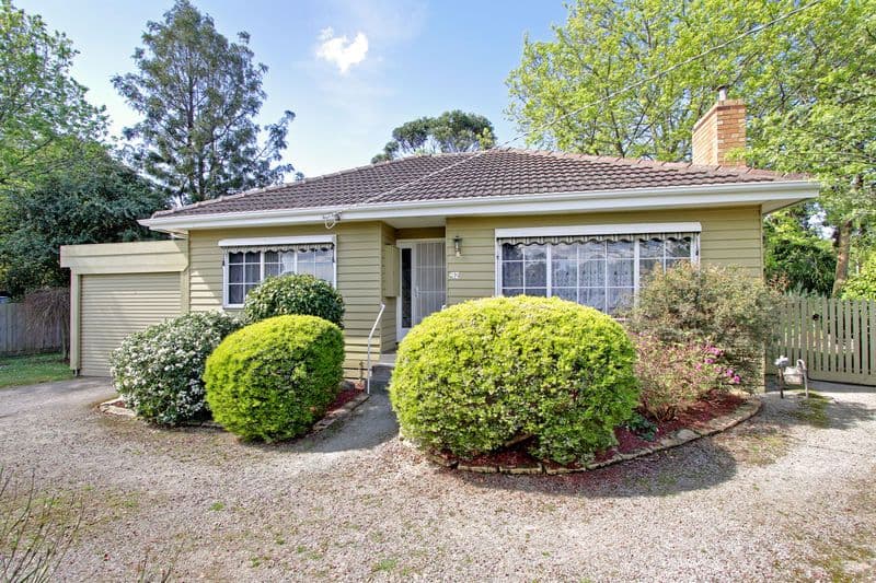 42 TAMWORTH Road, KILSYTH VIC 3137, Kilsyth - Thumbnail 3
