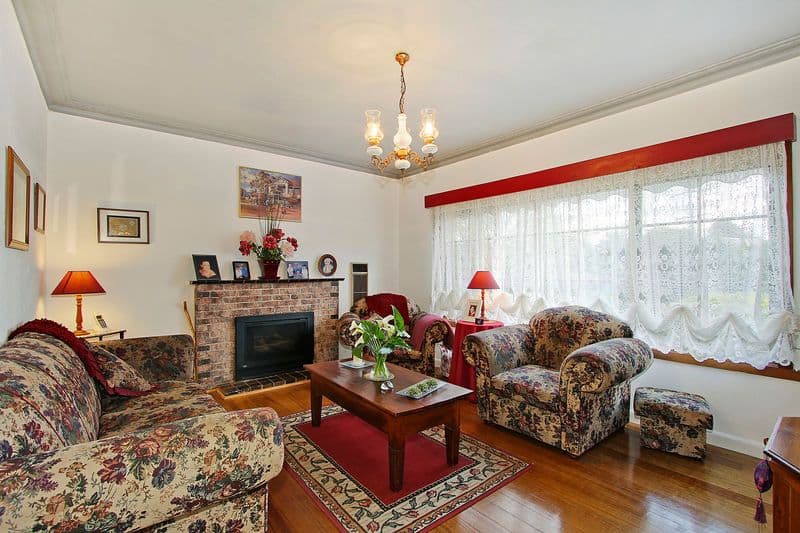 42 TAMWORTH Road, KILSYTH VIC 3137, Kilsyth - Thumbnail 4