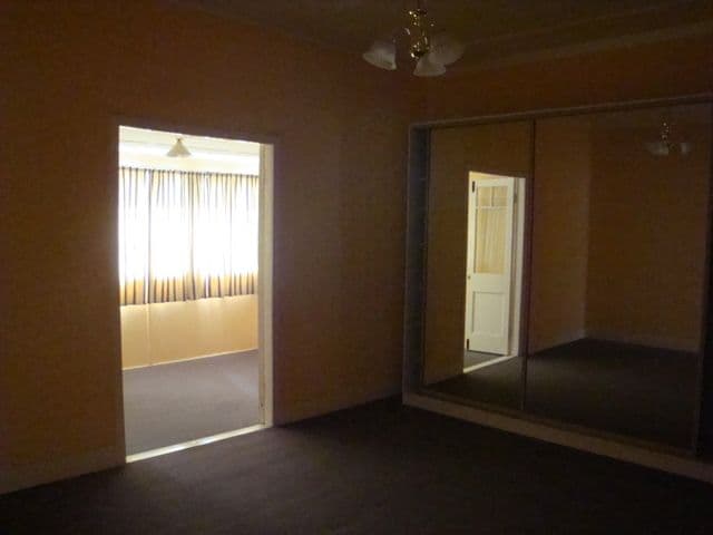 573 Oxley Road, SHERWOOD QLD 4075, Sherwood - Thumbnail 5