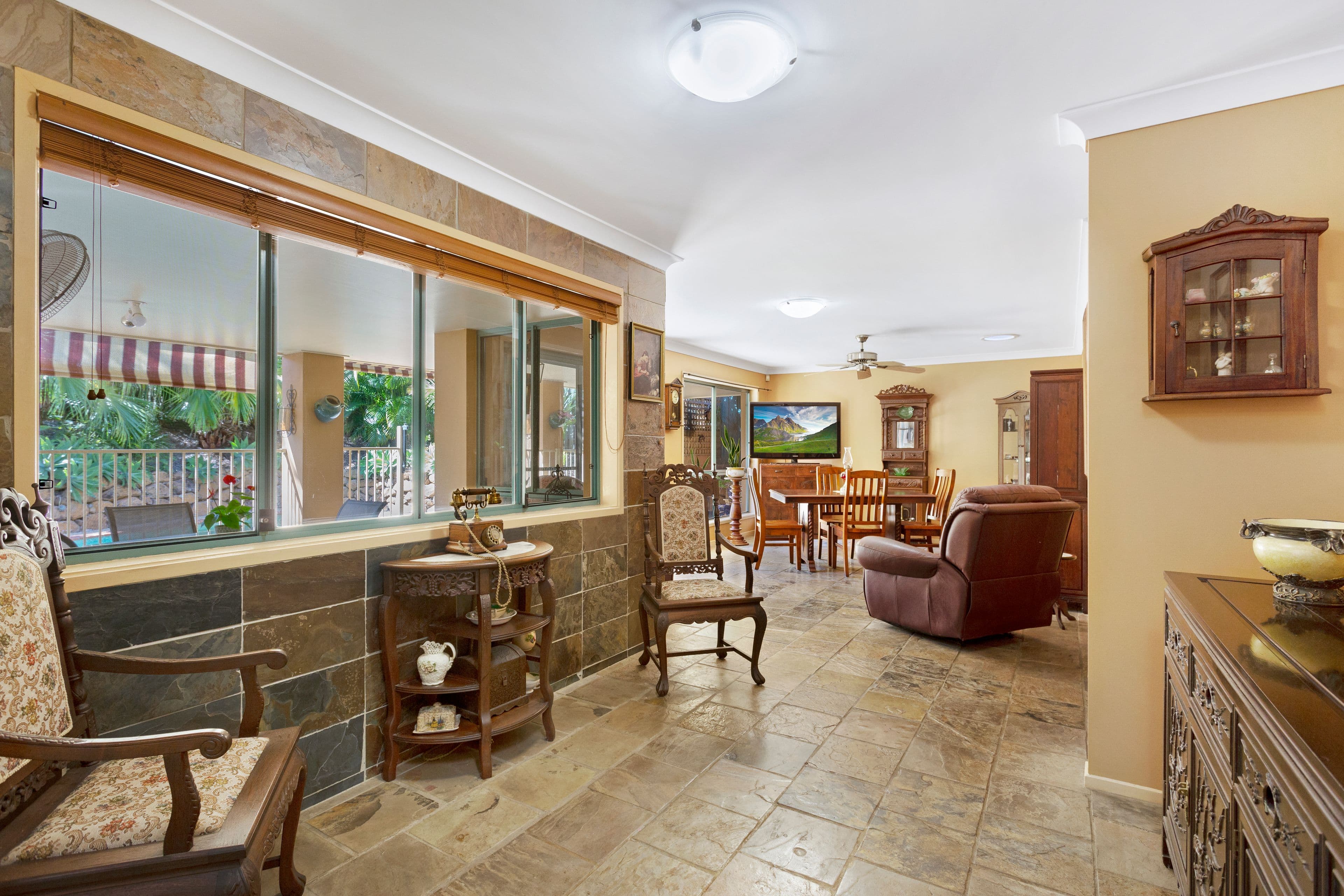 23 Wiltshire Drive, Mudgeeraba QLD 4213, Mudgeeraba - Thumbnail 5