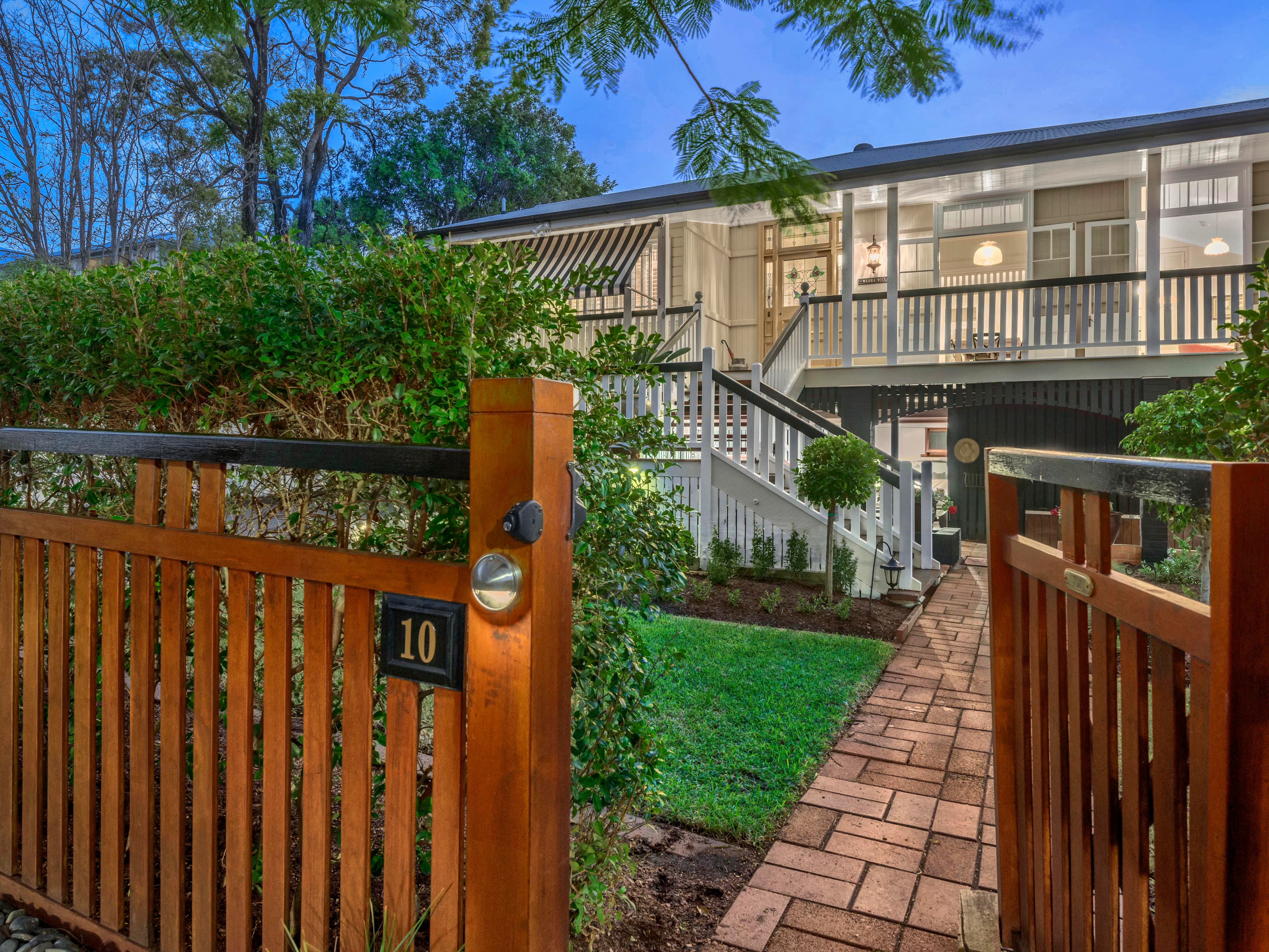 10 Dora Street, Hendra QLD 4011, Hendra - Image 1