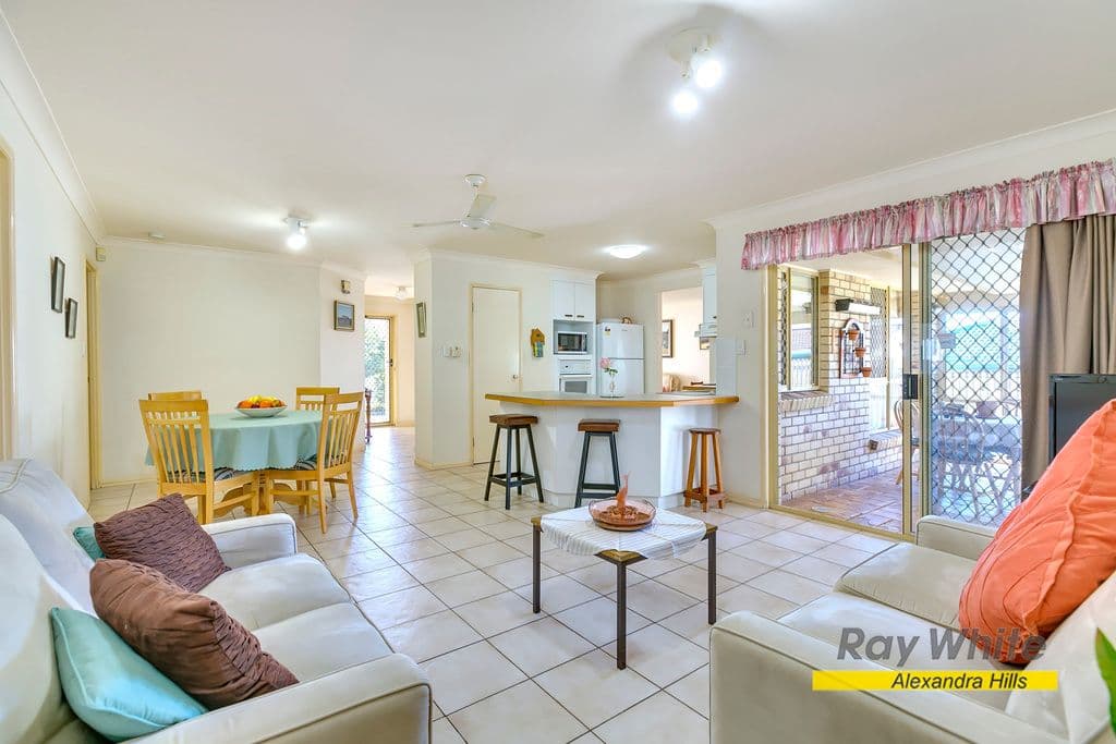 8 Kingston Avenue, ALEXANDRA HILLS QLD 4161, Alexandra Hills - Thumbnail 4