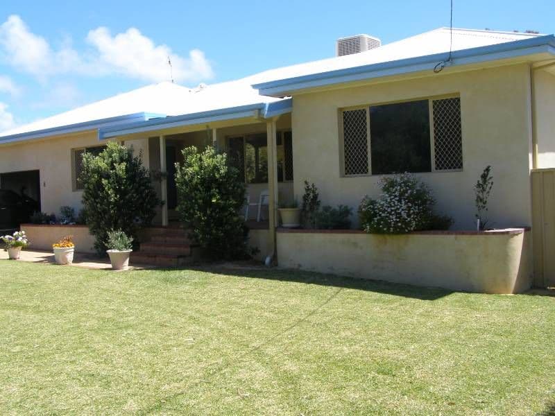 8 Gee Street, LANCELIN WA 6044, Lancelin - Thumbnail 2