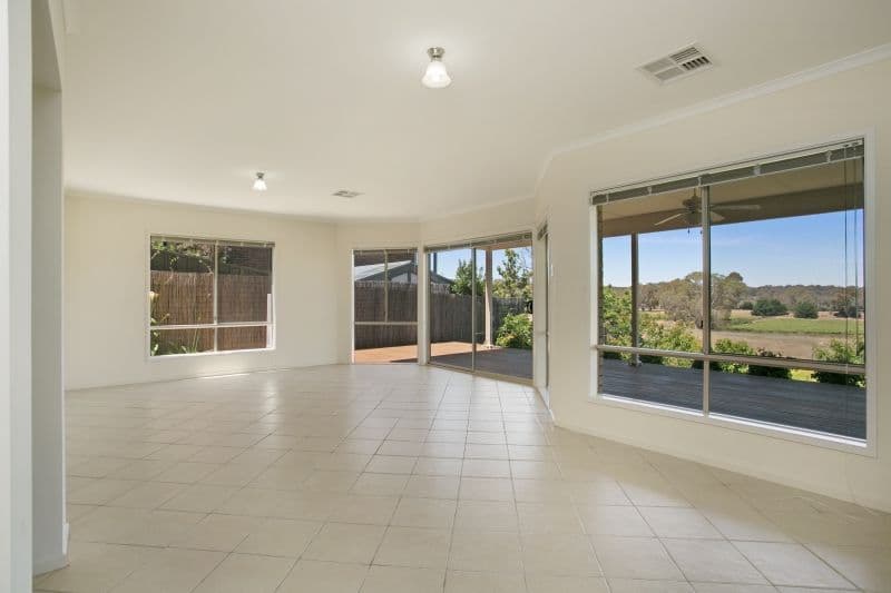 46 William Dyer Drive, WILLIAMSTOWN SA 5351, Williamstown - Thumbnail 5