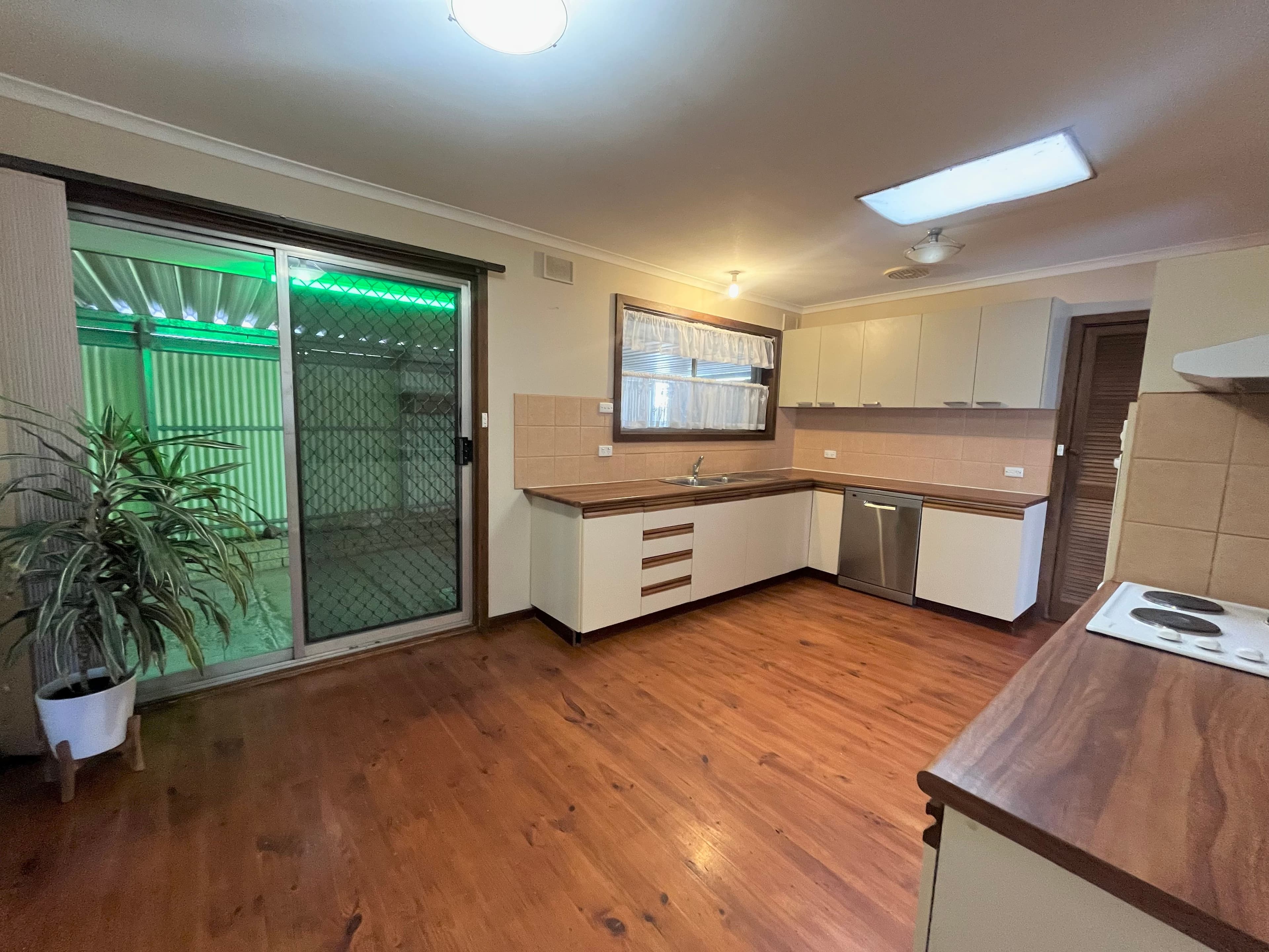 4 Wilson Street, Whyalla Playford SA 5600, Whyalla Playford - Thumbnail 5