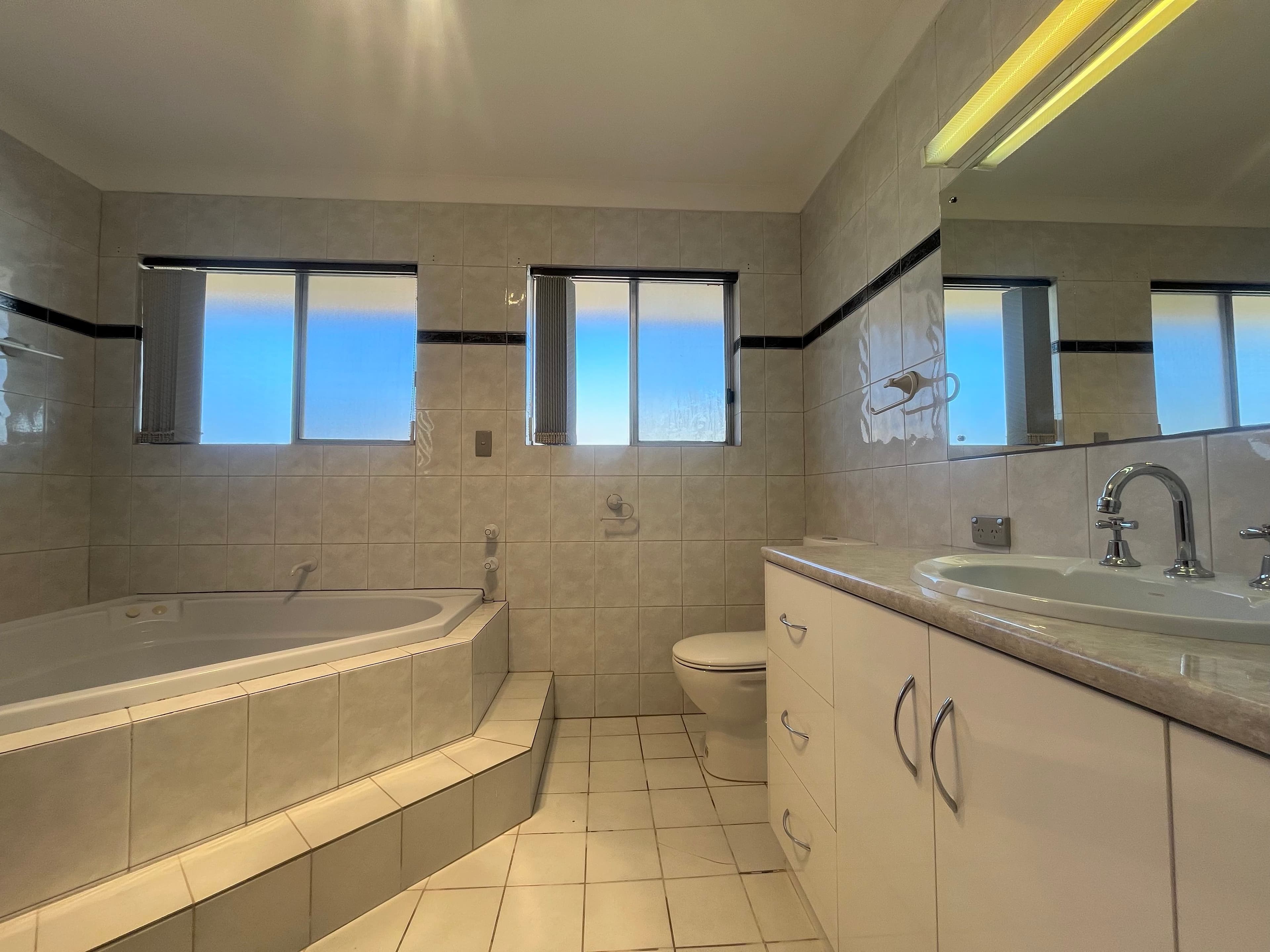 4 Wilson Street, Whyalla Playford SA 5600, Whyalla Playford - Thumbnail 8