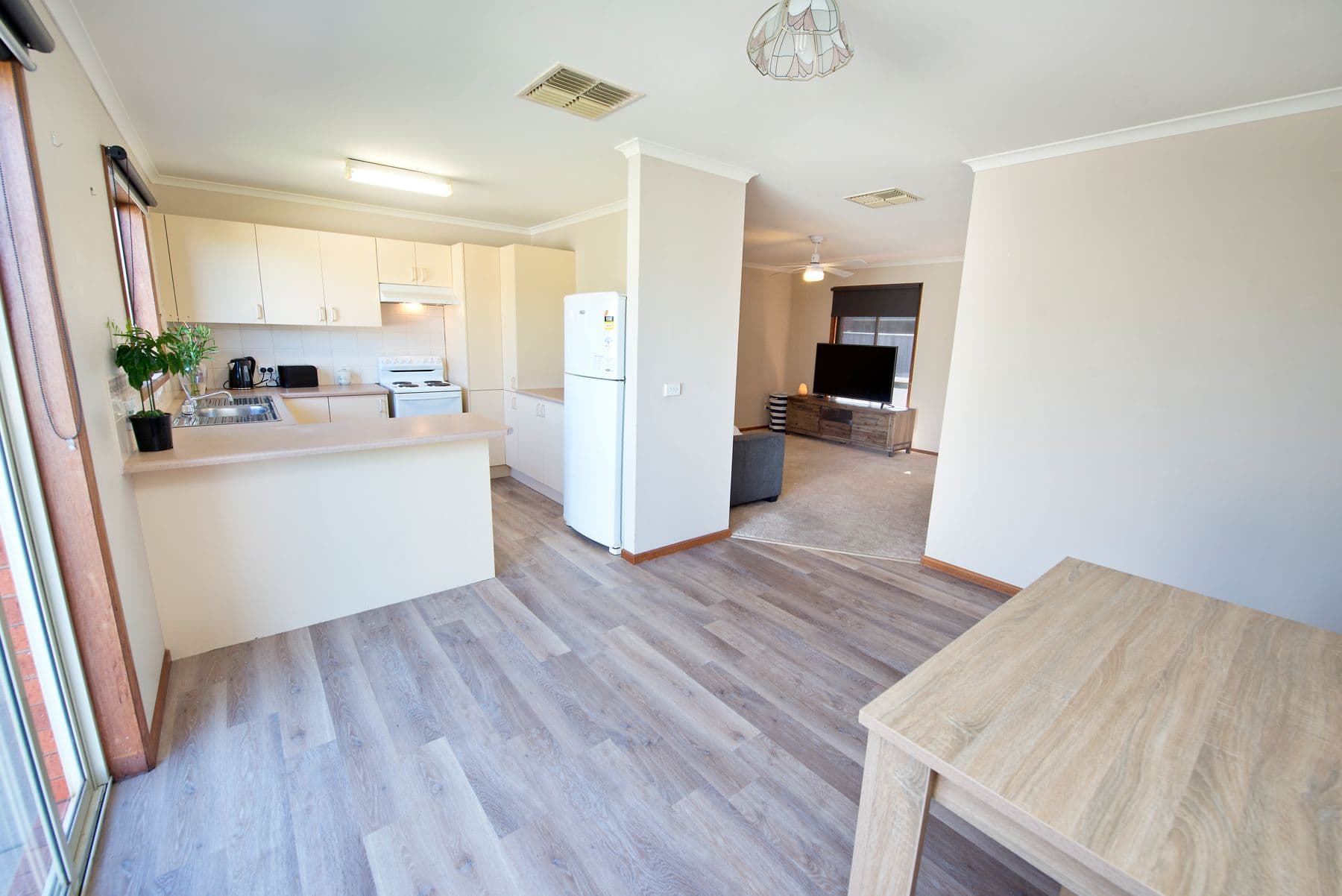 11 Foster Street, Swan Hill VIC 3585, Swan Hill - Thumbnail 3