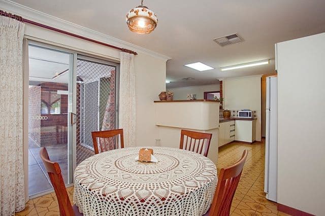 33 Christowe Drive, SWAN VIEW WA 6056, Swan View - Thumbnail 8