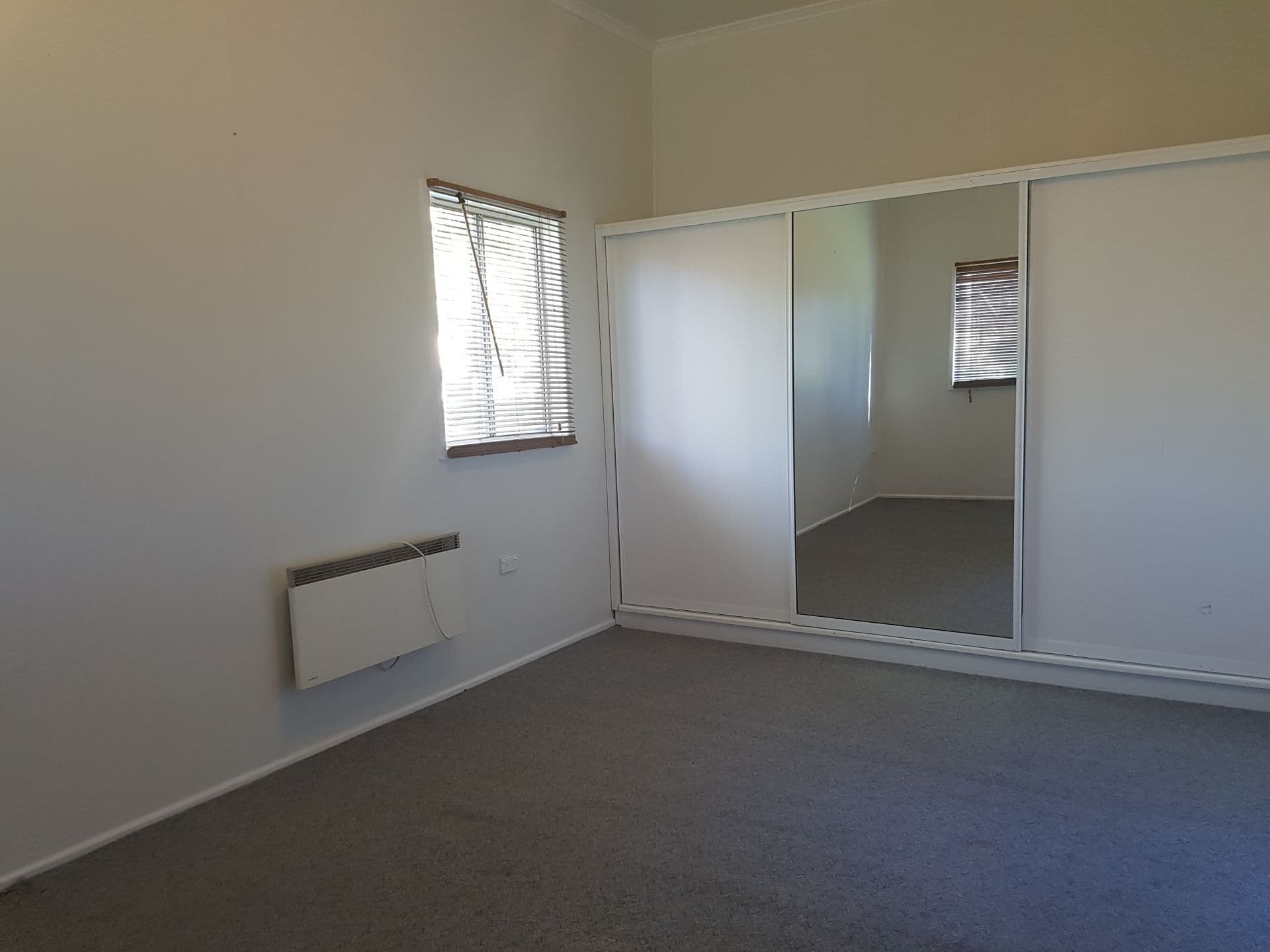 15-17 Carter Street, Charleville QLD 4470, Charleville - Thumbnail 4