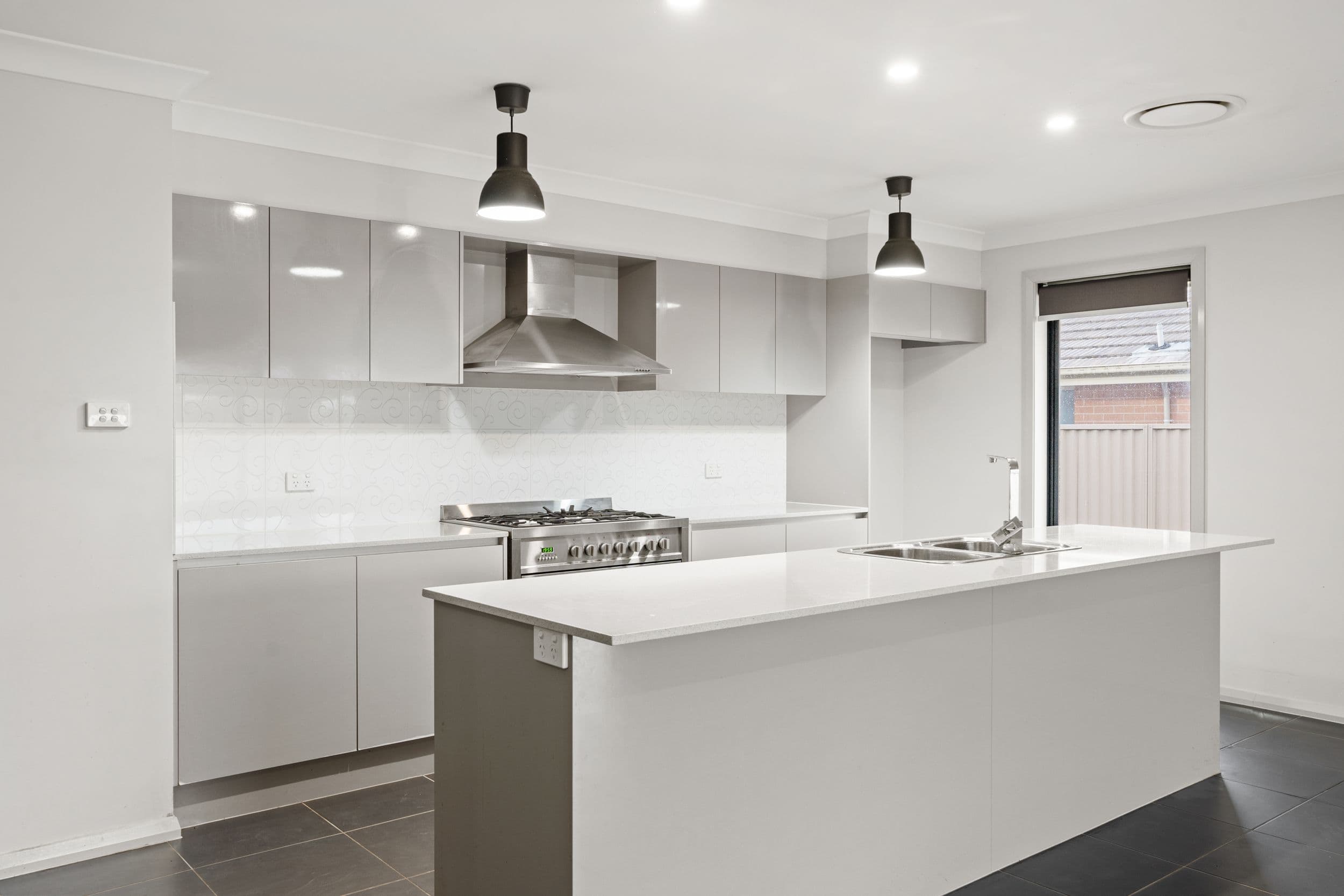 23 Tengala Drive, JORDAN SPRINGS NSW 2747, Jordan Springs - Thumbnail 2