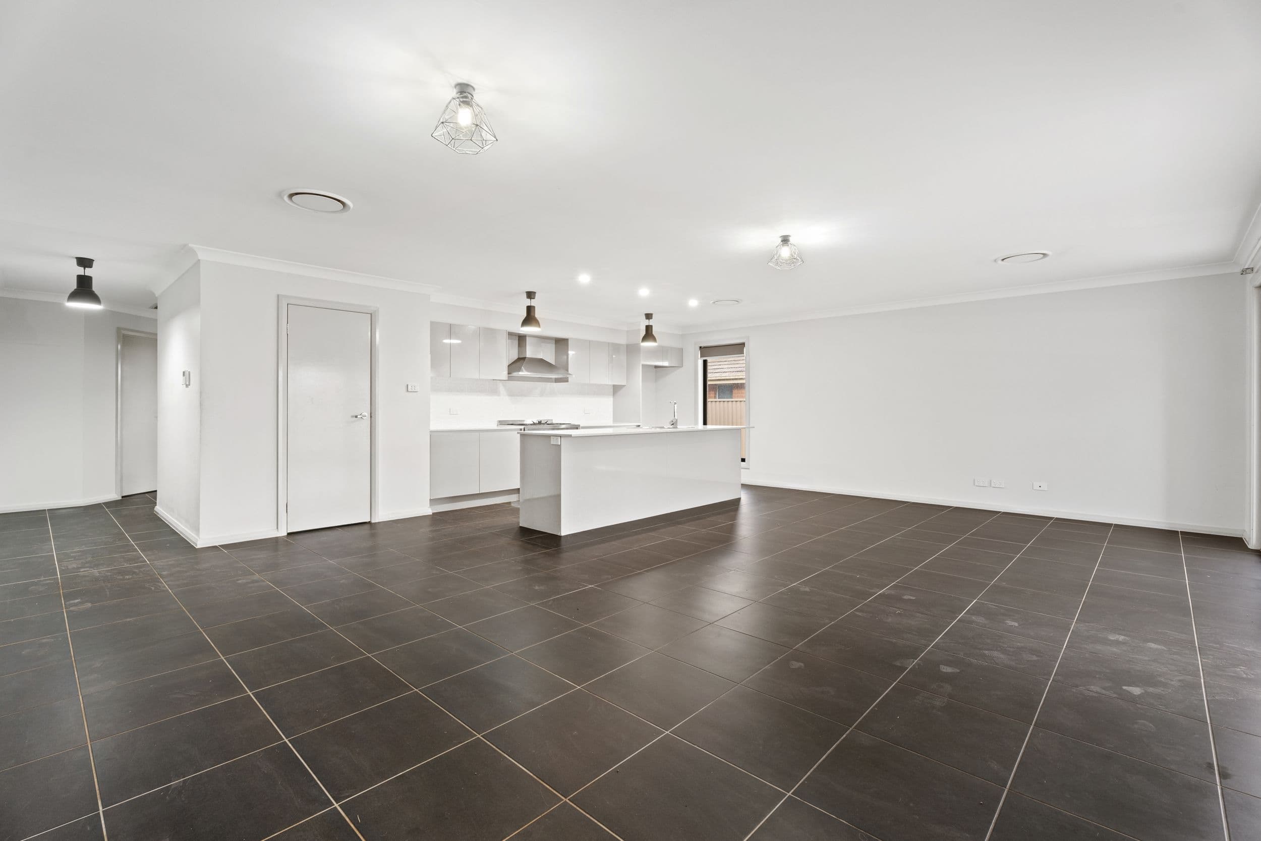 23 Tengala Drive, JORDAN SPRINGS NSW 2747, Jordan Springs - Thumbnail 4