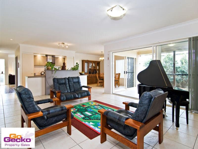 23 Mary Ring Drive, Samford Village, Matraville - Thumbnail 3