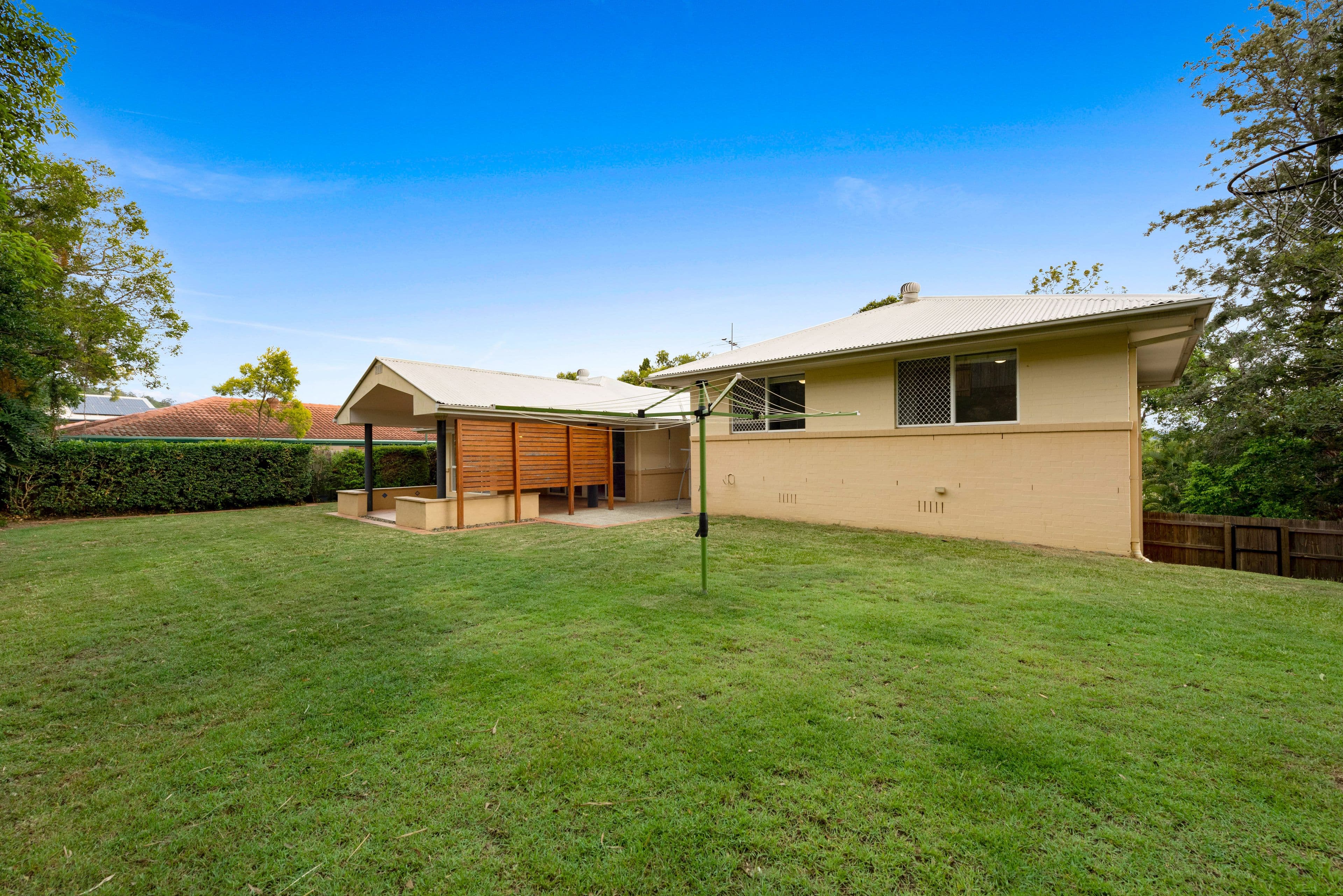 10 Gregsue Court, The Gap QLD 4061, The Gap - Thumbnail 8