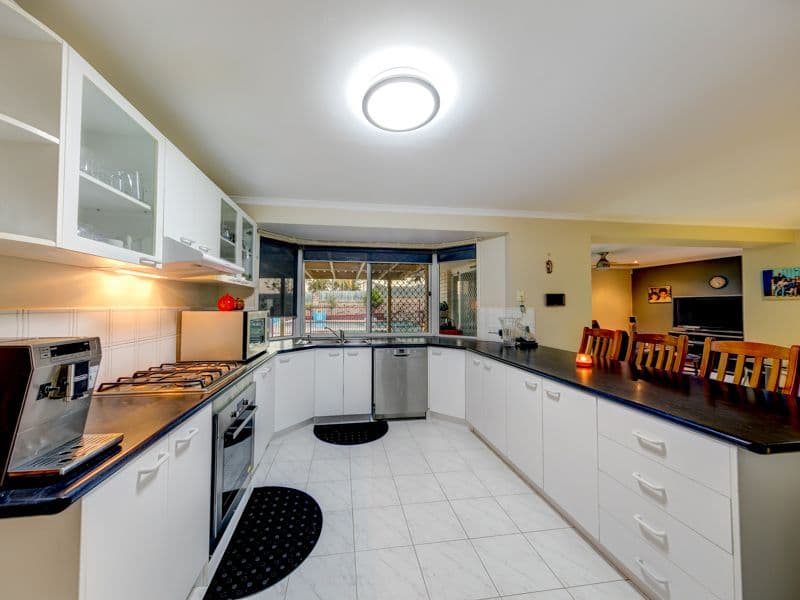21 Bottletree Place, Calamvale QLD 4116, Calamvale - Thumbnail 4