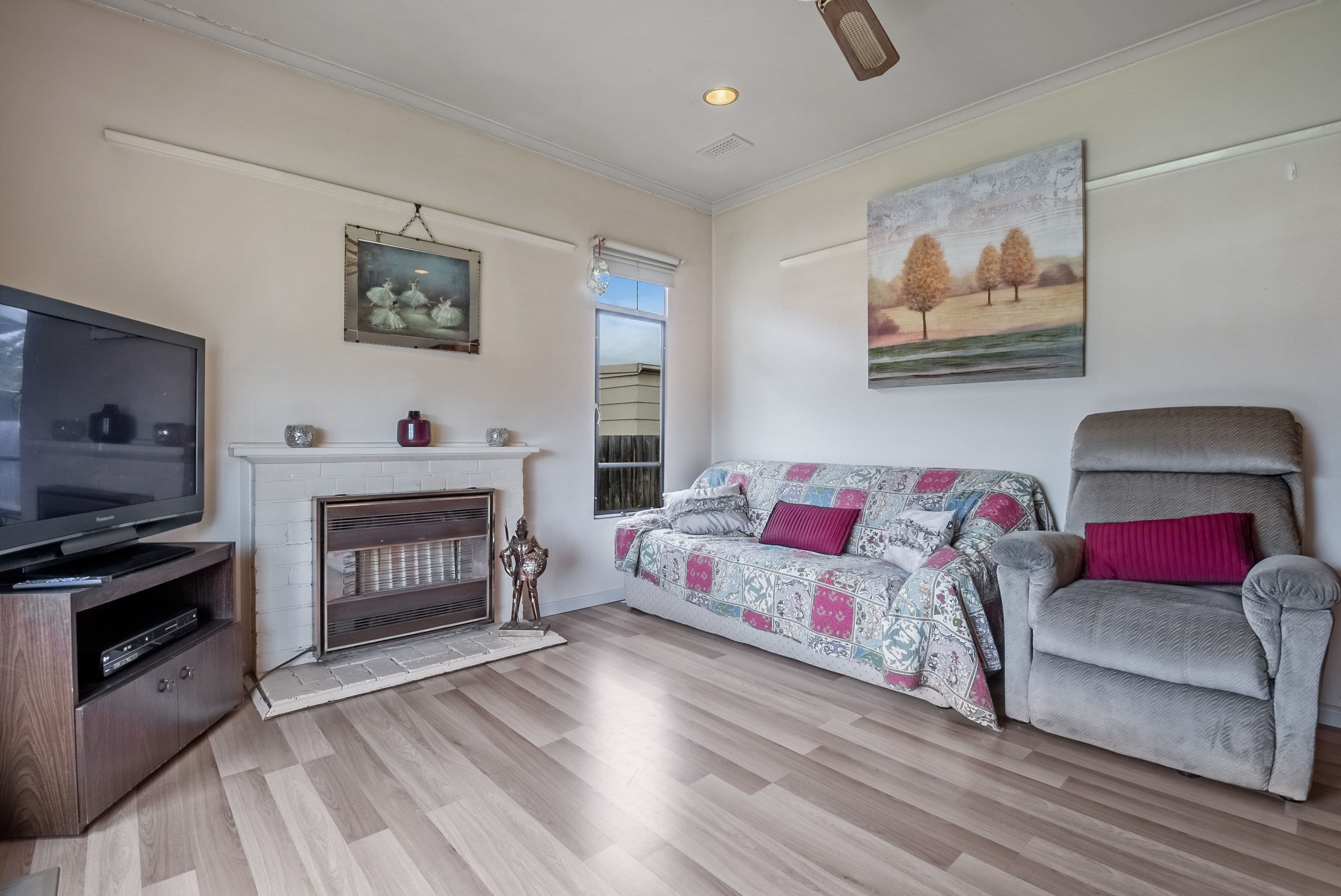 33 Laha Crescent, Preston VIC 3072, Preston - Thumbnail 4