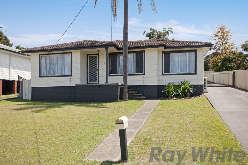 8 Hawkins Street, Rutherford - Image 1