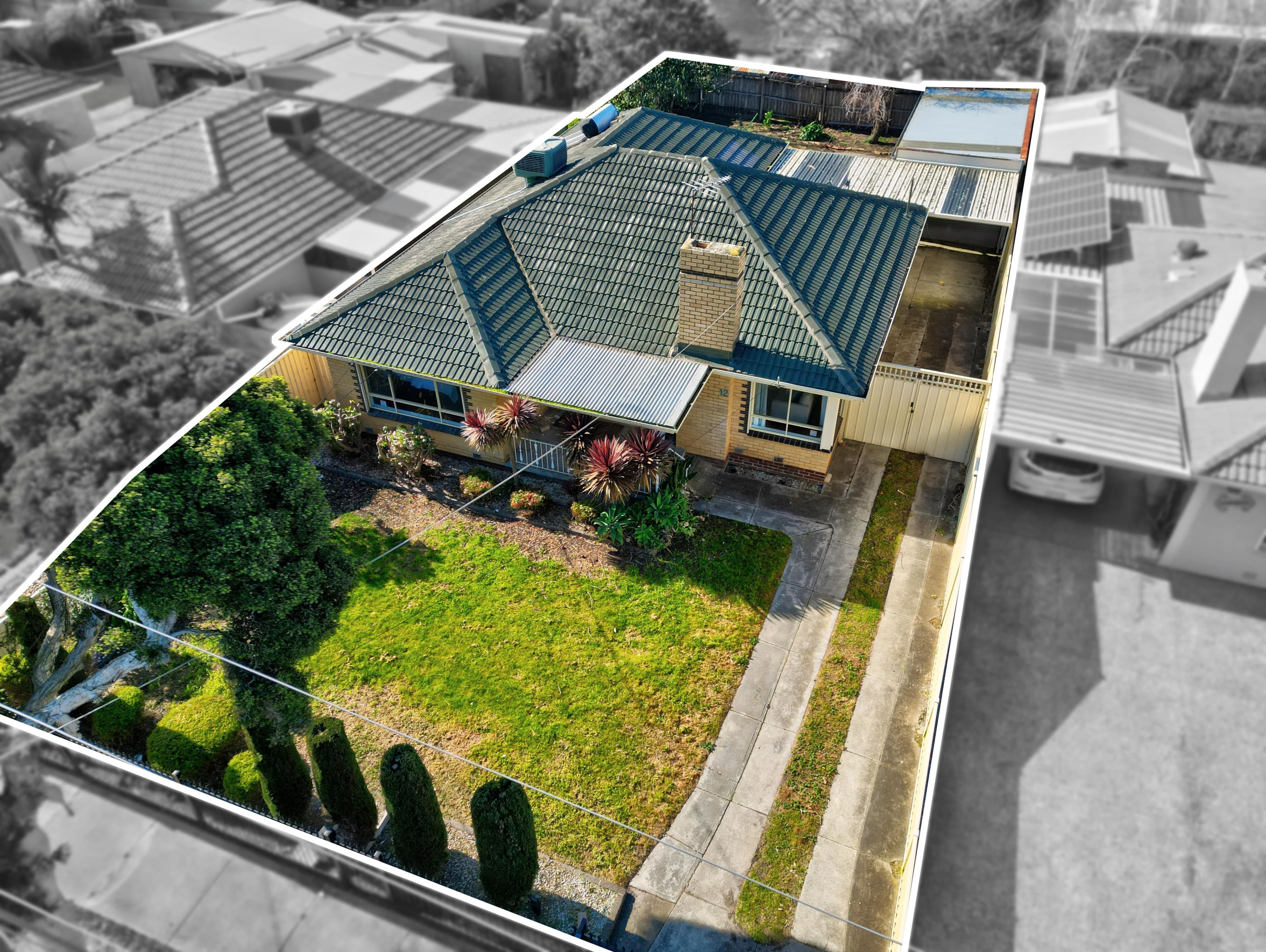 12 Raimeno Street, Lalor VIC 3075, Lalor - Thumbnail 2
