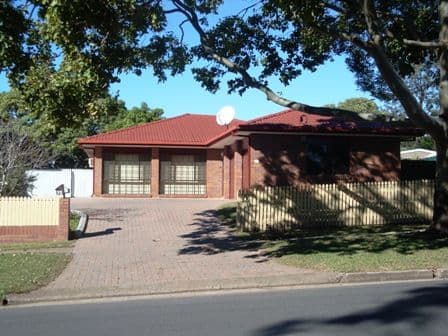 70 Englefield Road, OXLEY QLD 4075, Oxley - Image 1
