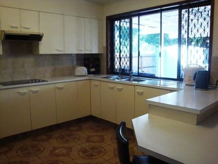 70 Englefield Road, OXLEY QLD 4075, Oxley - Thumbnail 3
