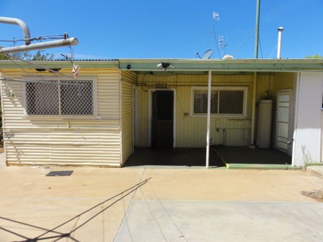 340 Morish Street, BROKEN HILL NSW 2880, Broken Hill - Thumbnail 2