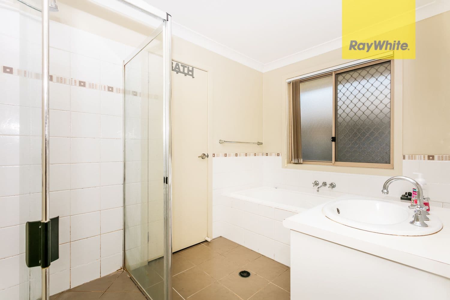 14 Lake Wivenhoe Court, Logan Reserve QLD 4133, Logan Reserve - Thumbnail 7