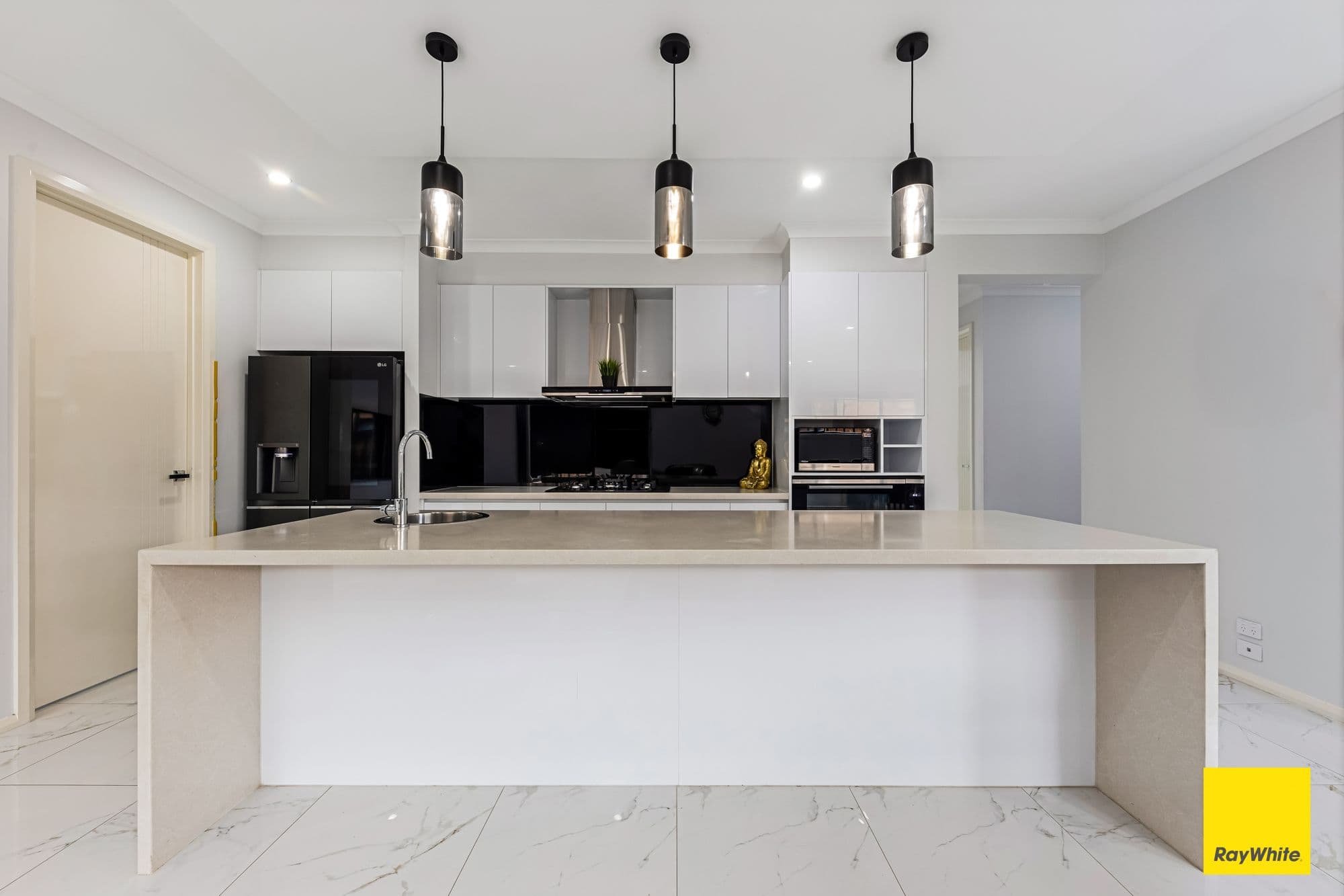 11 Barclay Street, THORNHILL PARK VIC 3335, Thornhill Park - Thumbnail 8