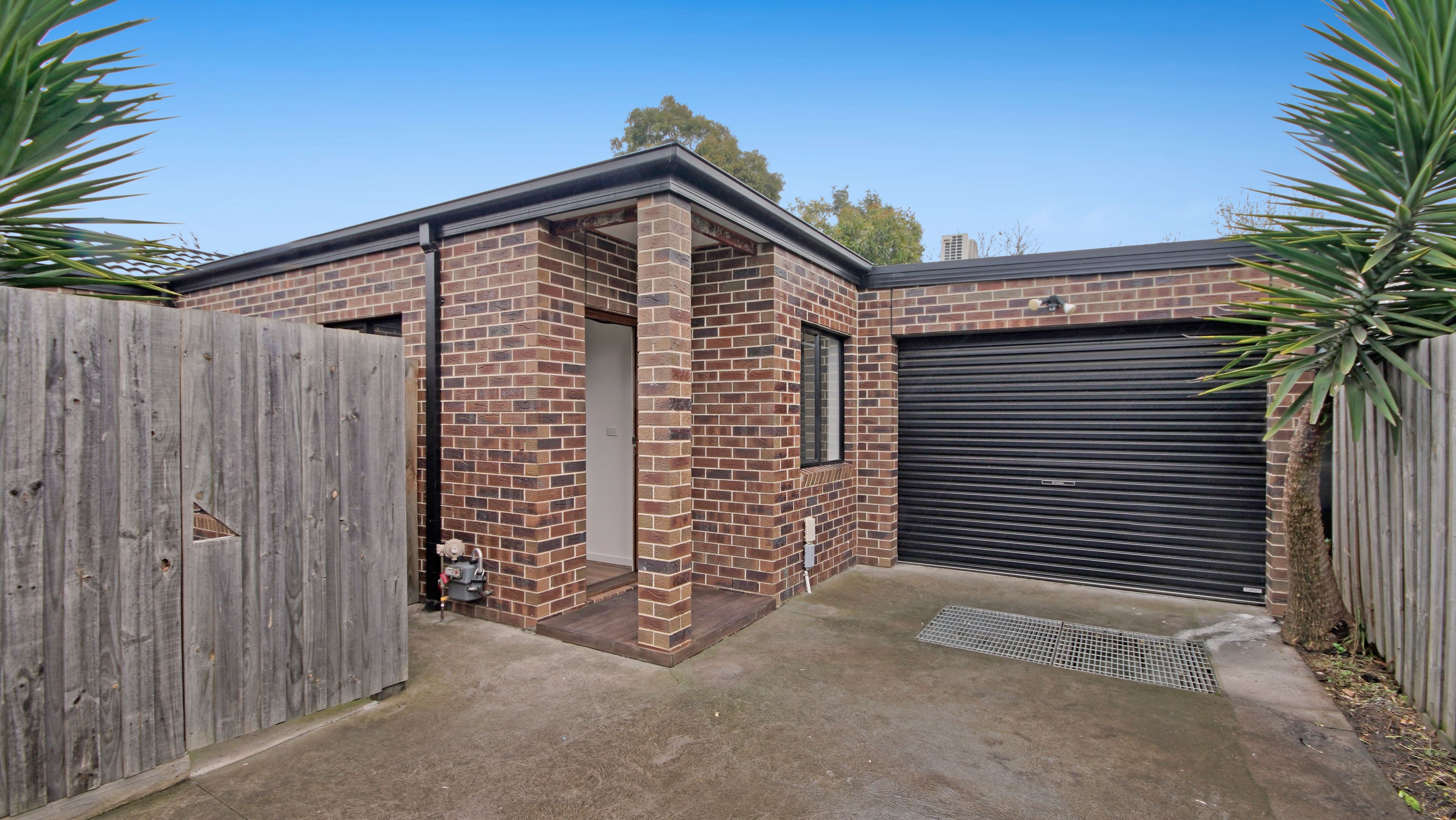 49 Winter Crescent, Reservoir VIC 3073, Reservoir - Image 1