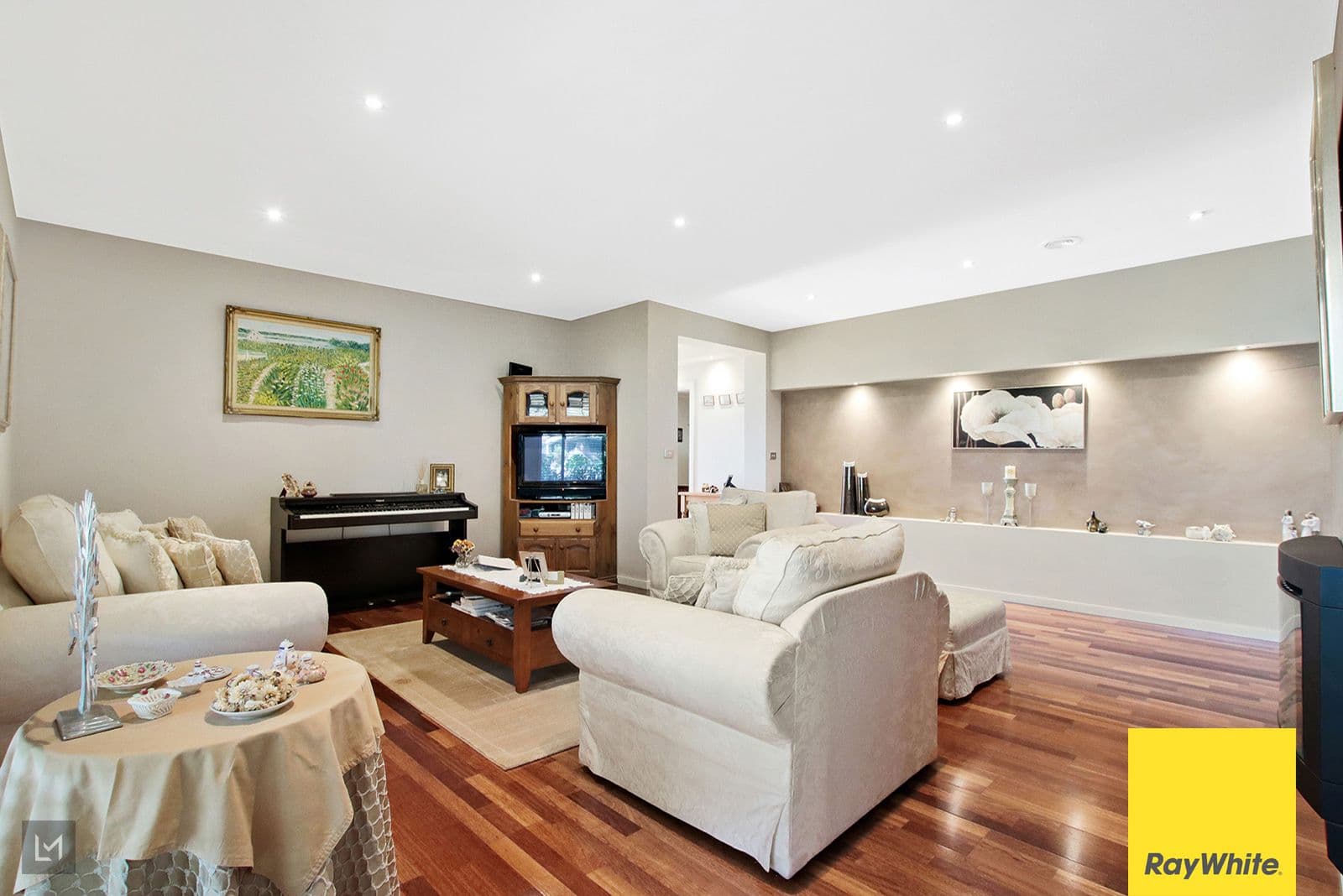 8 Harvest Way, Werribee VIC 3030, Werribee - Thumbnail 2
