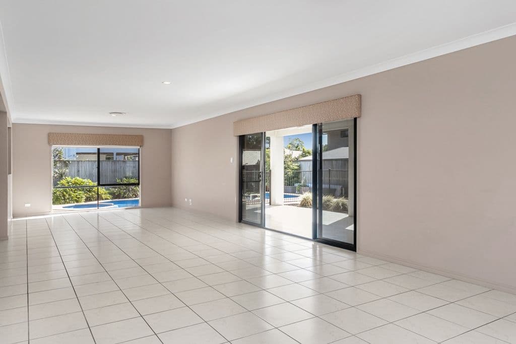 4 Oltrarno Place, Bridgeman Downs QLD 4035, Bridgeman Downs - Thumbnail 8