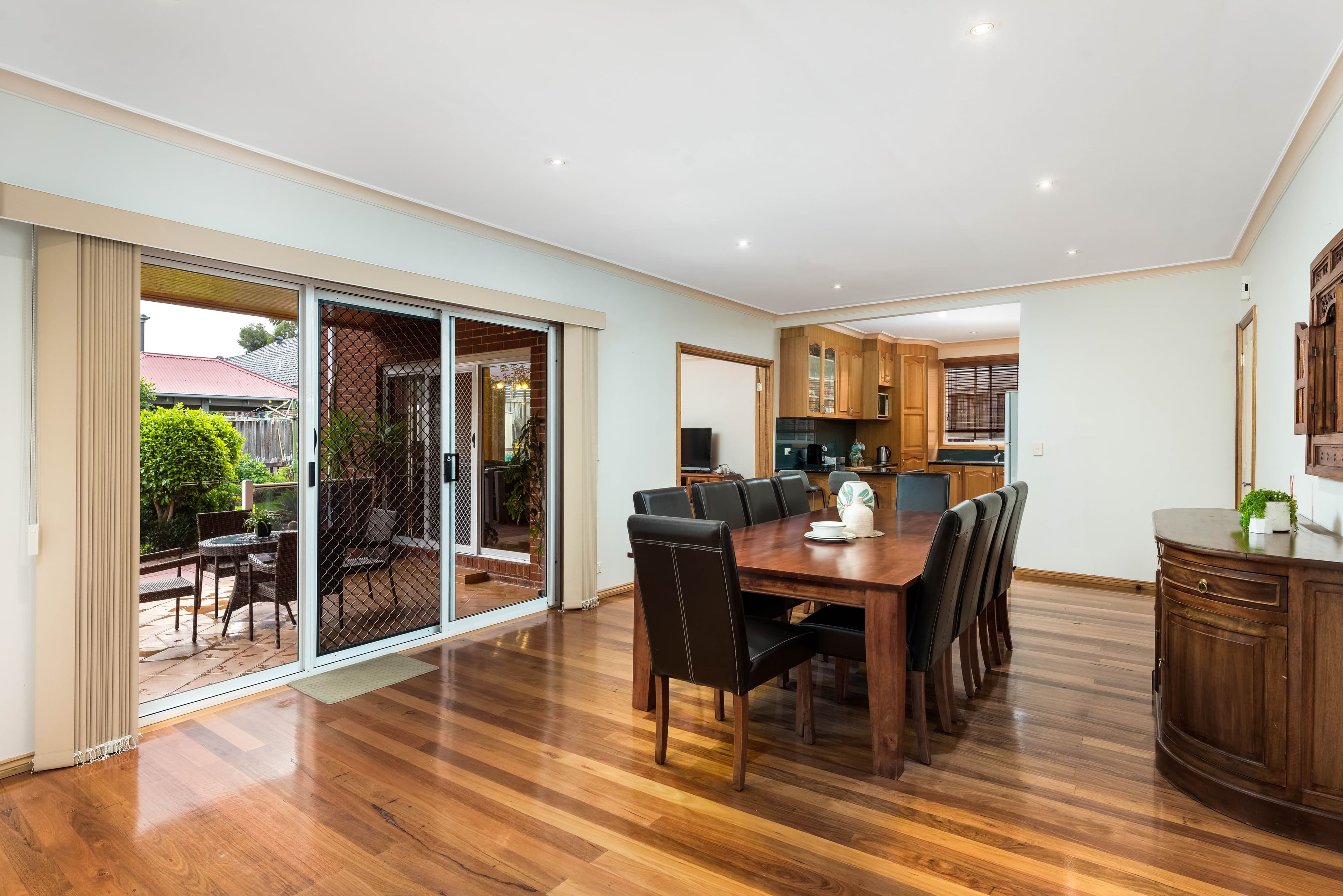 121 Betula Avenue, Bundoora VIC 3083, Bundoora - Thumbnail 3