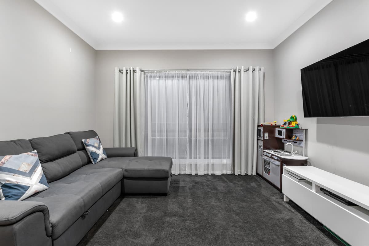 11A Claire Street, Ridgehaven SA 5097, Ridgehaven - Thumbnail 2