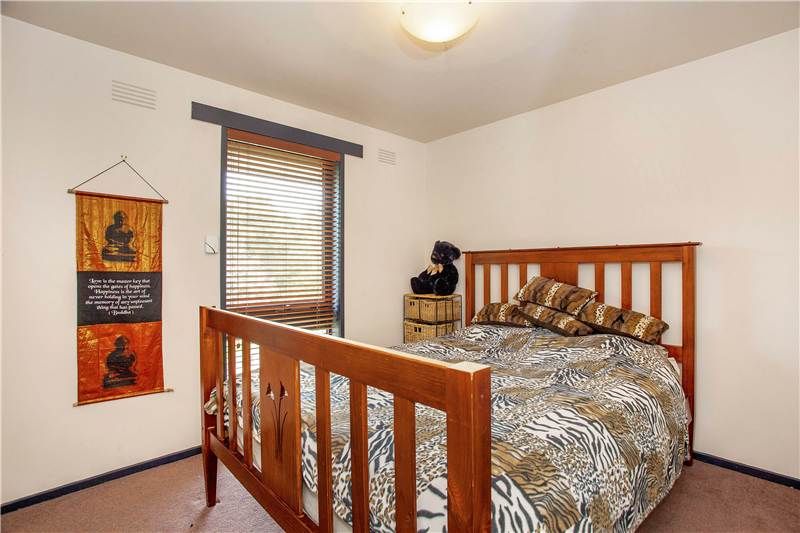 1 Goldfinch Grove, LARA VIC 3212, Lara - Thumbnail 7