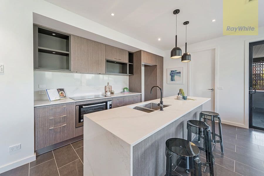 40 Flourish Circuit, Greenvale VIC 3059, Greenvale - Thumbnail 2