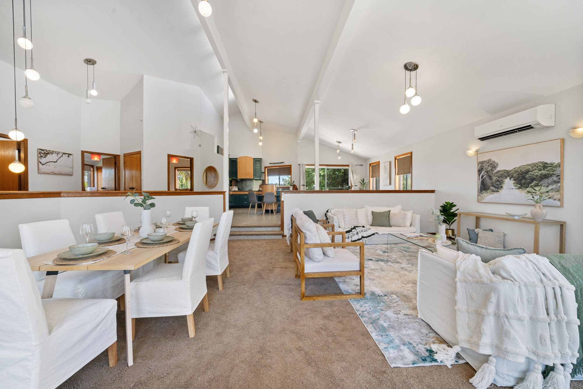 370 Lakedge Avenue, Chittaway Bay NSW 2261, Chittaway Bay - Thumbnail 2