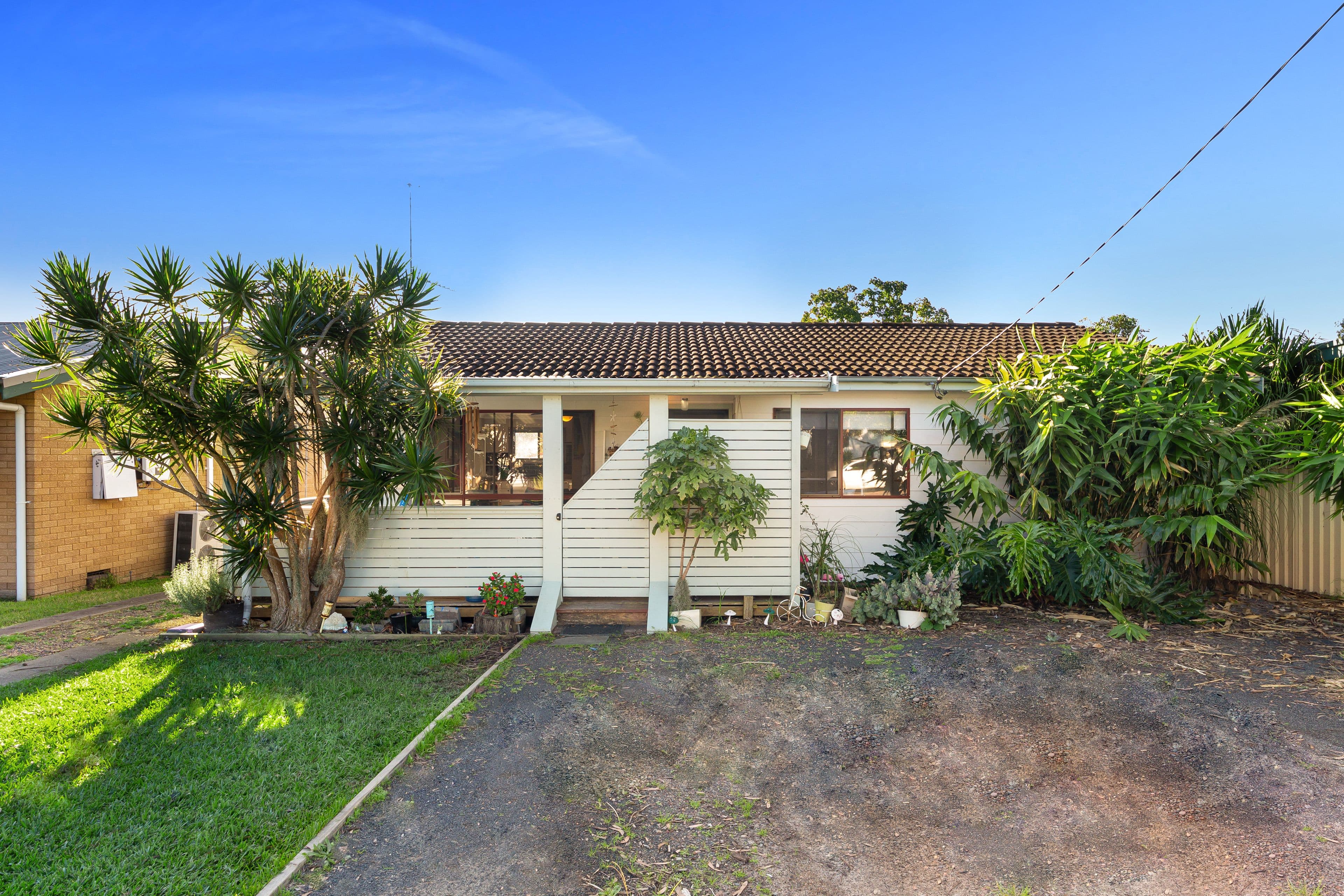 18 Spencer Road, Mannering Park NSW 2259, Mannering Park - Image 1